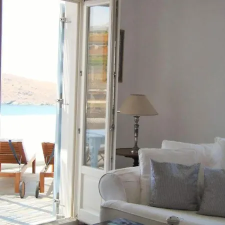 Villa Luxurious On The Famous Glp Cat Sanctuary Kini