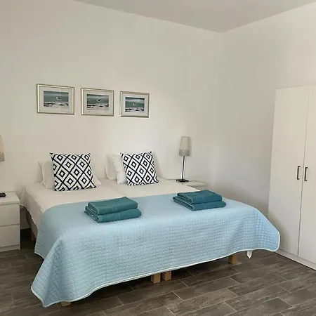 Luxurious On The Famous Glp Cat Sanctuary Villa